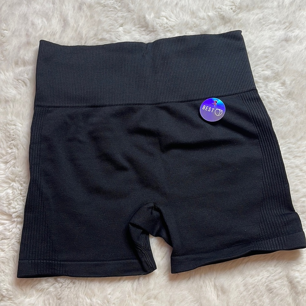 NWT Pink Victoria’s Secret Seamless Shorts - SIZE: XS